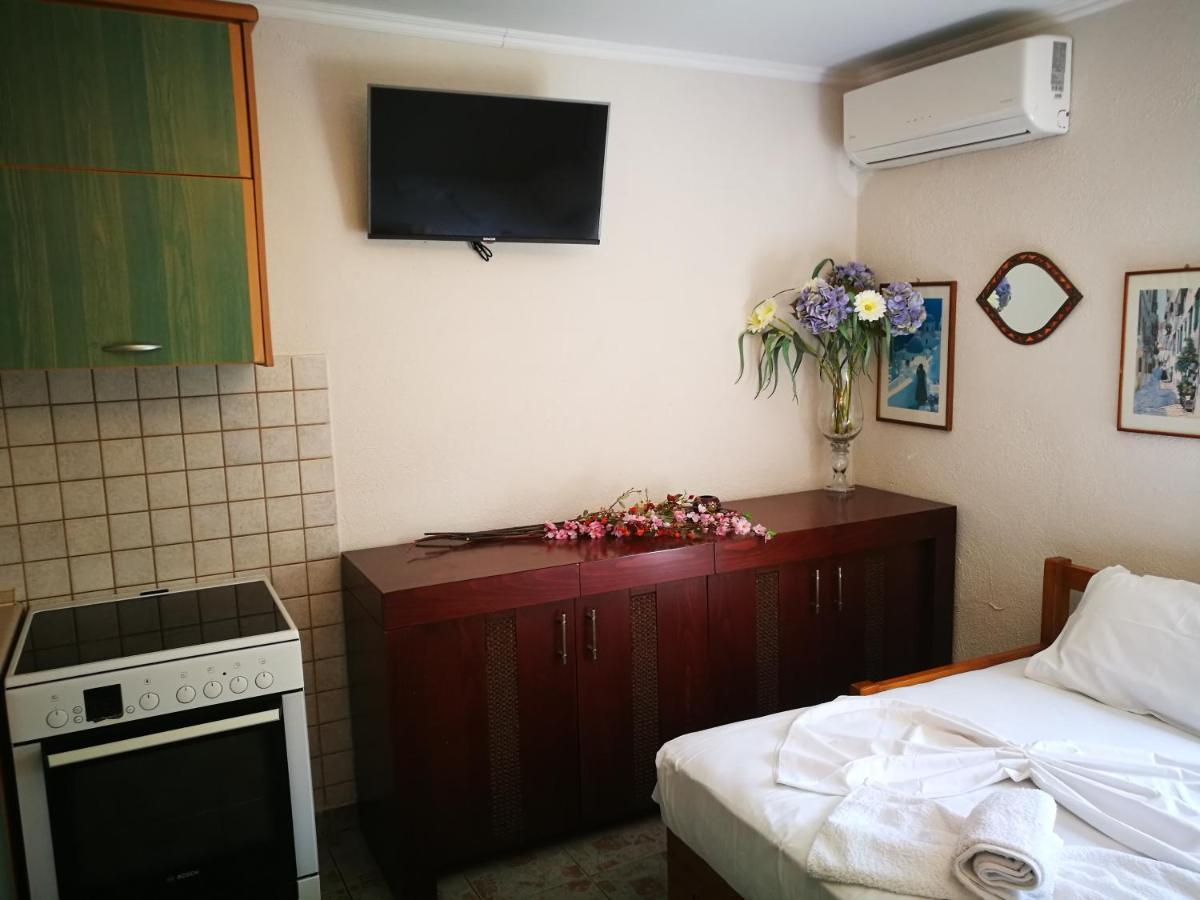 Cristi Apartments Skala Rachoni  Exterior photo